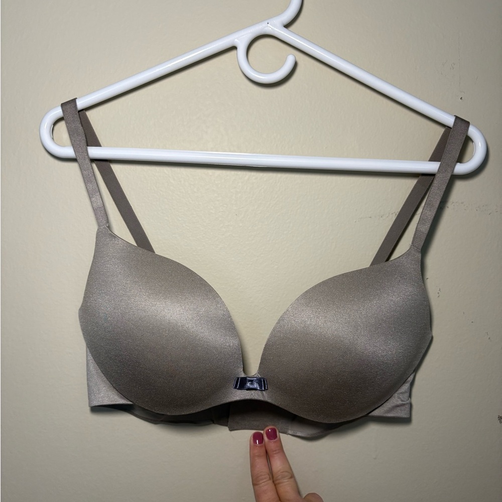 Victoria’s Secret Plunge Bra